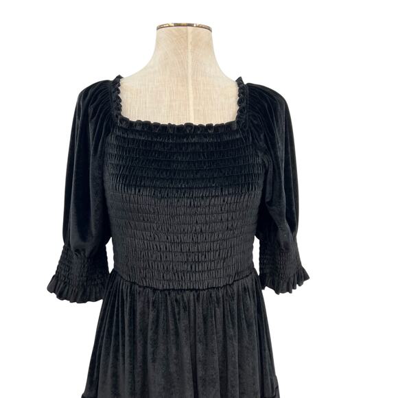 Baltic Born Bliss Smocked Velvet Dress Mini Tiered Black Size Medium - Picture 4 of 11